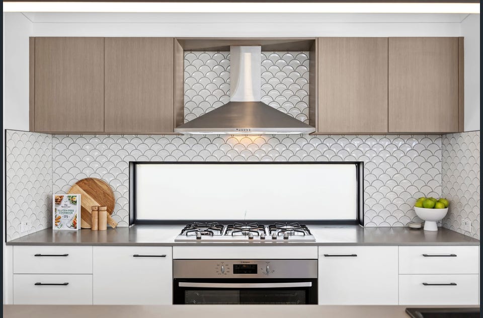 Oven and range hood installed in Torquay by Mayne's Power